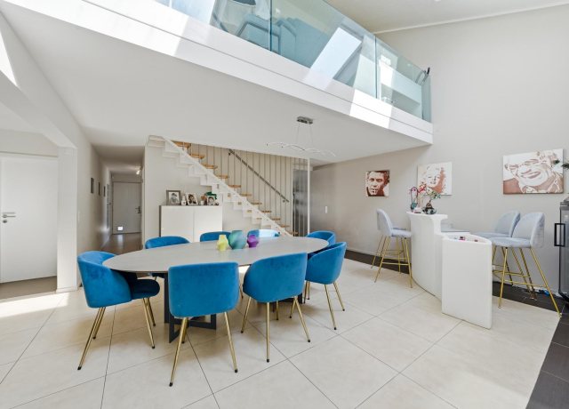Beau duplex en attique de 5,5 pièces à Bursinel - photo 5