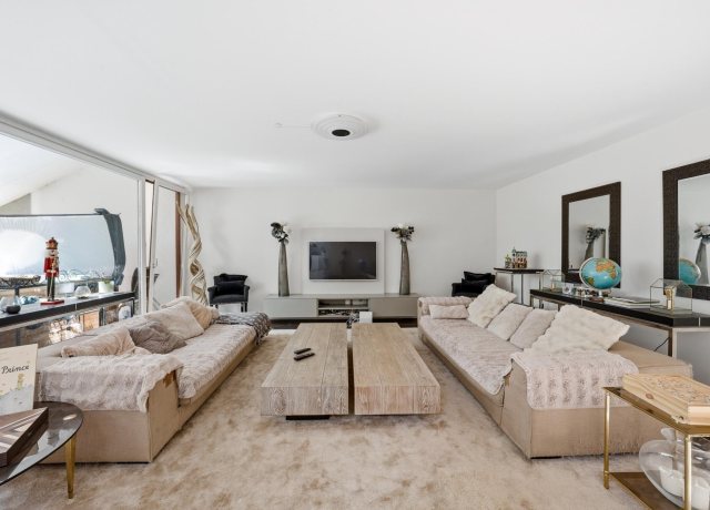 Beau duplex en attique de 5,5 pièces à Bursinel - photo 4